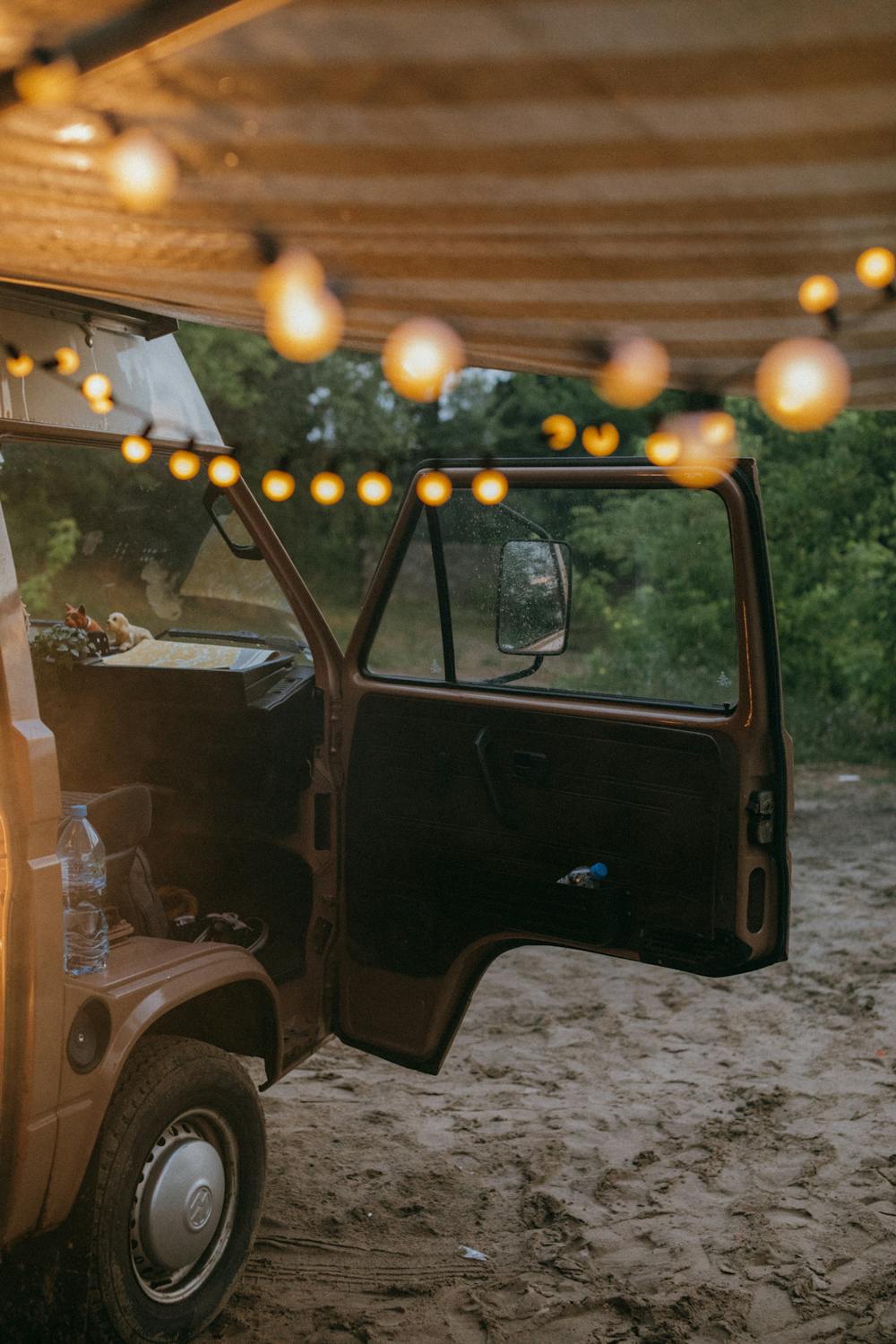 electrical twinkle lights in van conversion