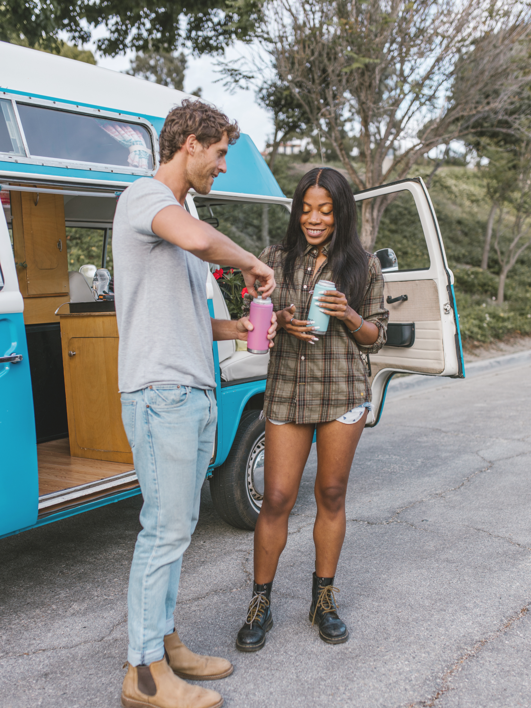 couple starting vanlife